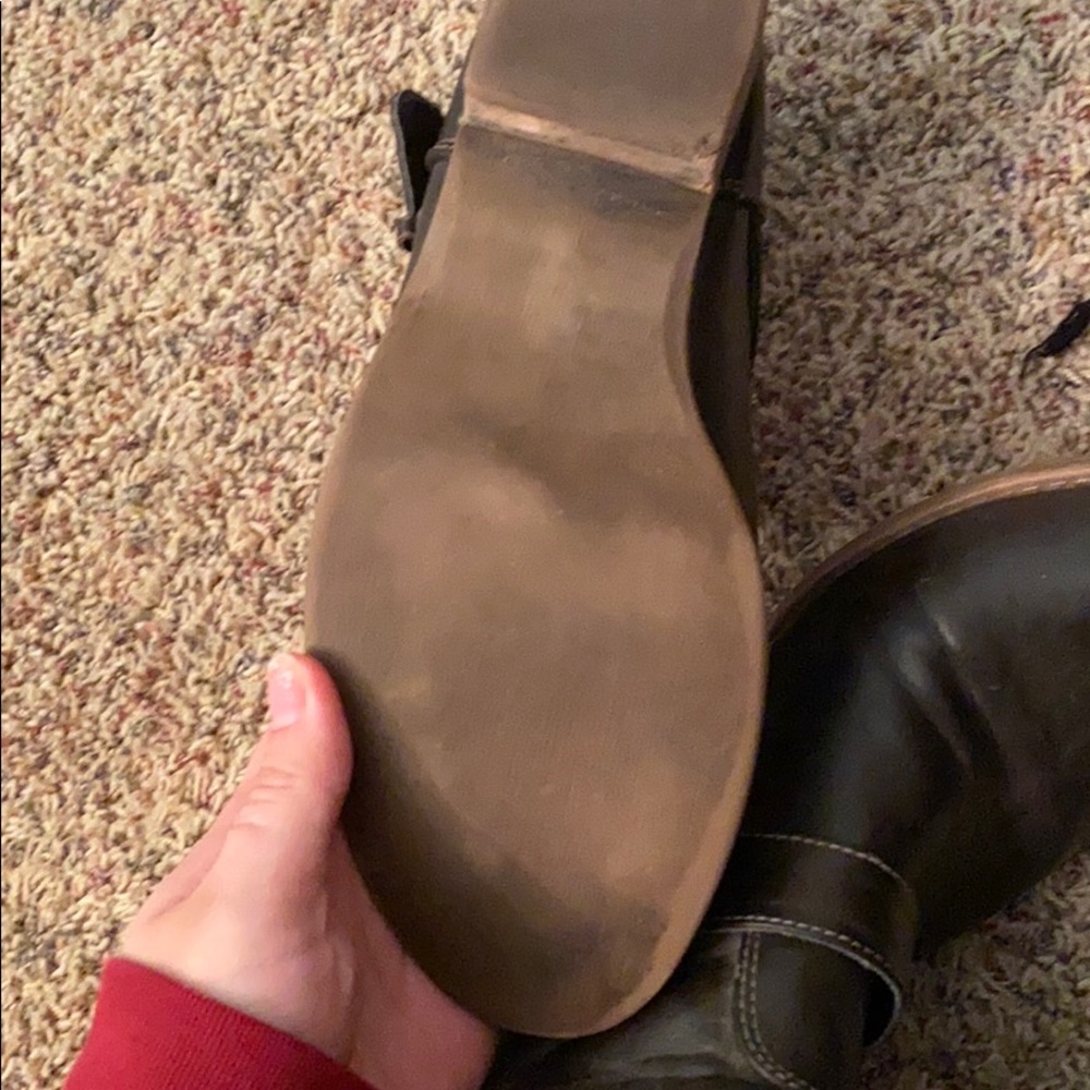 Booties - Picture 4 of 4